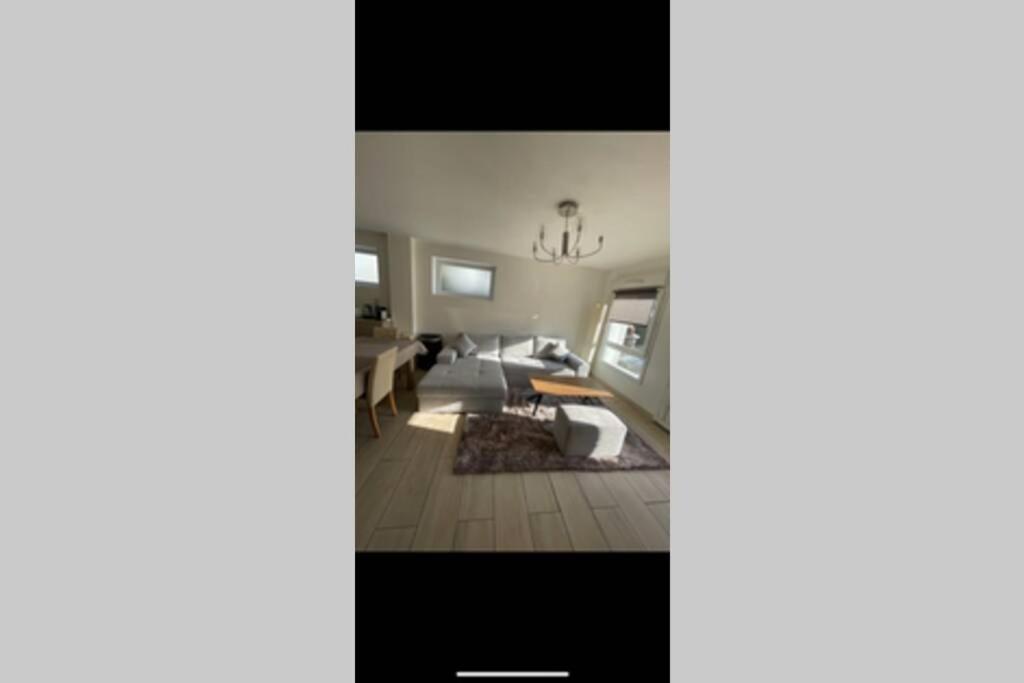 Logement Au Calme Dans Une Maison. Моарaн-ан-Монтан Екстериор снимка